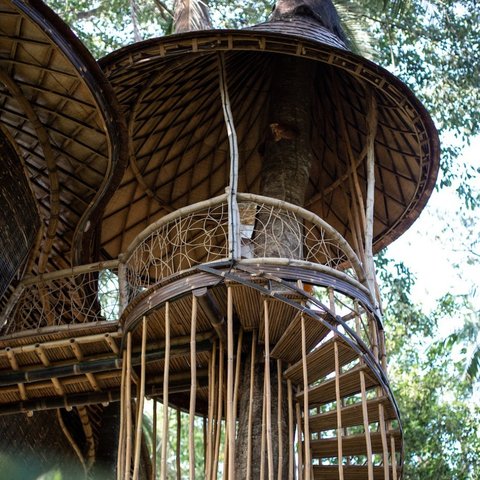 Jadi Salah Satu Tempat Terbaik di Dunia, Begini Sensasi Menginap di Hotel Bambu Bali