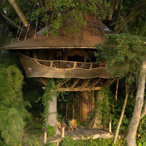 Jadi Salah Satu Tempat Terbaik di Dunia, Begini Sensasi Menginap di Hotel Bambu Bali