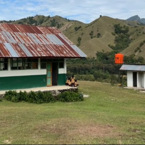 Pria Ini Perlihatkan Sekolah Dasar di Toraja dengan Pemandangan Indah di Sekitarnya, Bikin Warganet Takjub