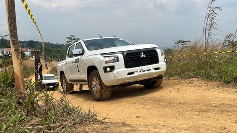 Pengalaman Offroad Nyaman dengan All New Mitsubishi Triton HDX