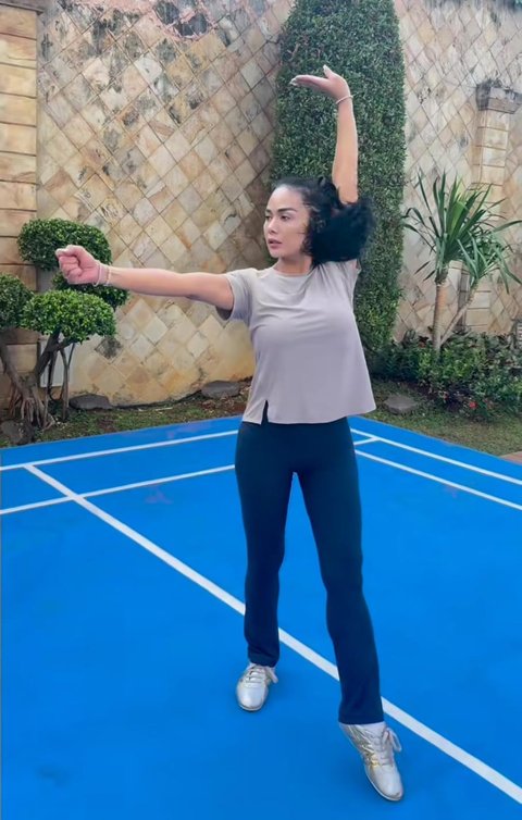 Momen Splitnya Curi Perhatian, Intip Potret Lincah Kris Dayanti Latihan Wushu di Usia 49 Tahun