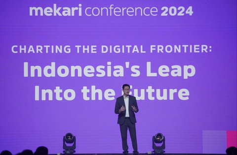 Bahasan Peran Software Berbasis Awan dalam Transformasi Digital Perusahaan di Indonesia dalam Mekari Conference 2024