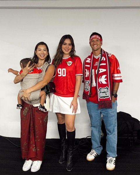 Potret Cantik Raisa saat Tampil Seusai Laga Timnas Indonesia vs Australia di Stadion GBK, Netizen 'Menyala Kak Yaya'