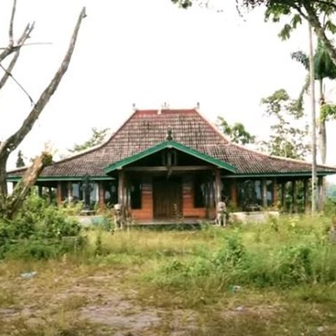 Bangunan Bersejarah di Wonogiri Ini Kini Terbengkalai Bak Rumah Hantu, Ini Kisah di Baliknya