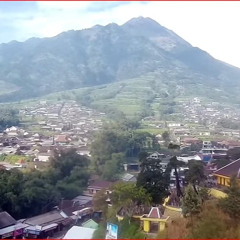 Melihat Suasana Pasar Tradisional Selo, Eksotisme di Lembah Merapi-Merbabu