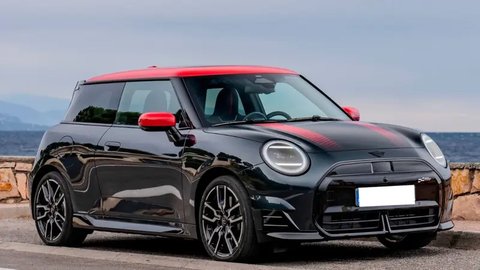 Debut Perdana Mini John Cooper Works Versi Listrik