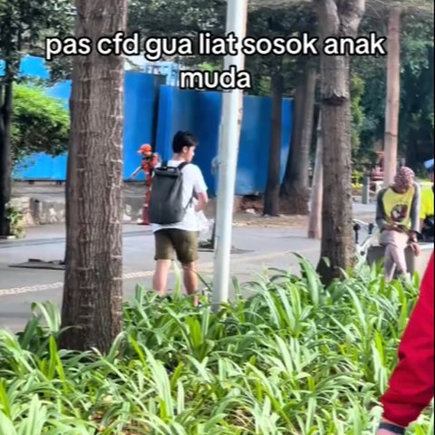 Pria Ini Sengaja Pungut Sampat saat CFD, Aksinya Viral Banjir Pujian