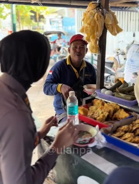 Viral Aksi Polwan Traktir Makan Tukang Becak hingga Penyapu Jalanan, Aksinya Tuai Pujian