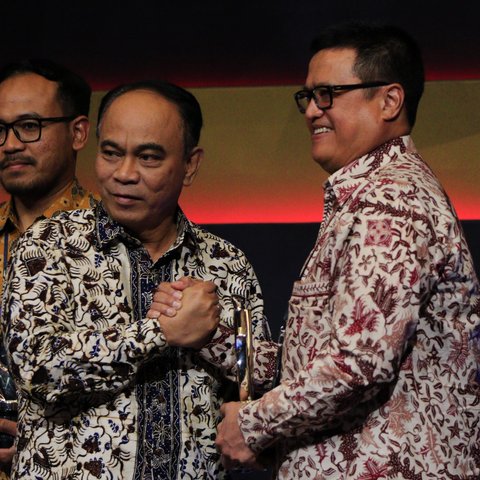 Kebut Transformasi Digital, PNM Sabet Penghargaan Merdeka Awards 2024