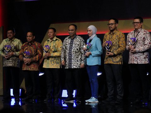 FOTO: Inilah Peraih Penghargaan Merdeka Awards 2024 Kategori Program Kolaborasi Berbasis Teknologi