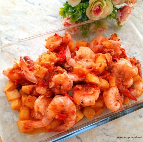 6 Resep Sambal Udang & Cumi Kekinian, Pedasnya Bikin Nagih