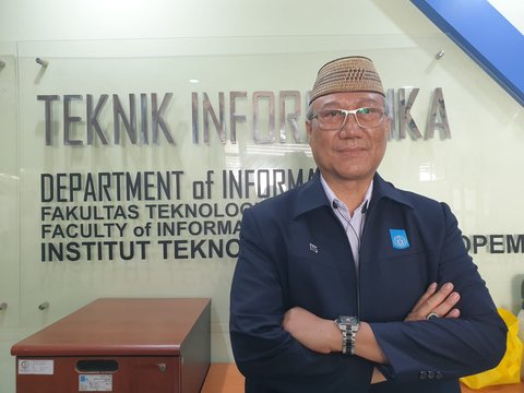 Bikin Bangga, Ini Kisah di Balik 4 Profesor ITS Masuk Daftar Ilmuwan Penting Dunia