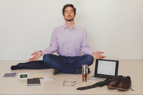 Dari Tahu Prioritas sampai Mindfulness, 8 Tips Jitu Mengatur Waktu untuk Work-Life Balance