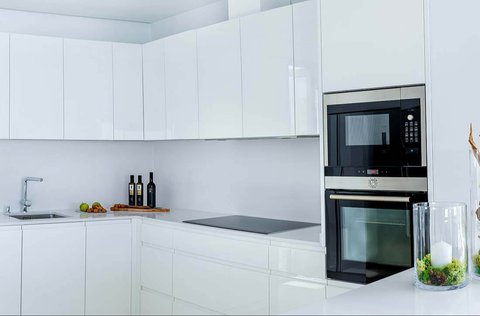 9 Ide Meja Dapur Minimalis untuk Ruang yang Elegan, Sederhana dan Praktis