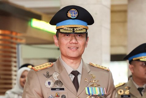 Pensiun Mayor di TNI, ini Potret AHY Pakai Seragam Bintang 4 dengan Tongkat Komando Pimpin Apel Kementerian ATR/BPN