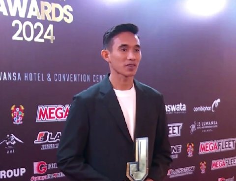 Momen Rizky Ridho Jadi Atlet Pria Terfavorit Jebreeet Media Awards 2024, Akui Sempat Grogi