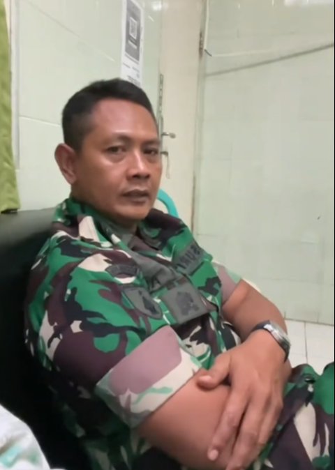 Momen Anggota TNI Kunjungi Minimarket Tempat Putrinya Bekerja Ini Viral, Kebersamaannya Curi Perhatian