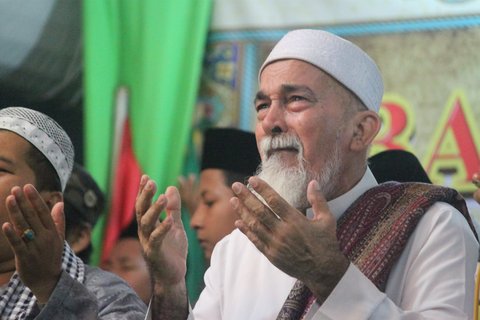 Cara Menjawab Jazakallah Khairan Katsiran dengan Benar, Pahami Pula Maknanya