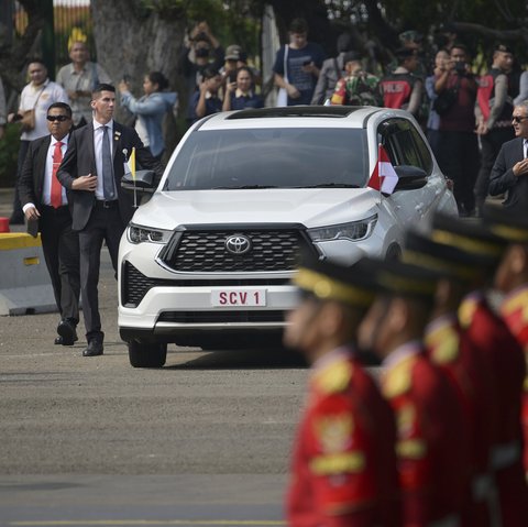 Didesain Khusus, Ini Mobil “Maung” Buatan Pindad yang Digunakan Paus Fransiskus