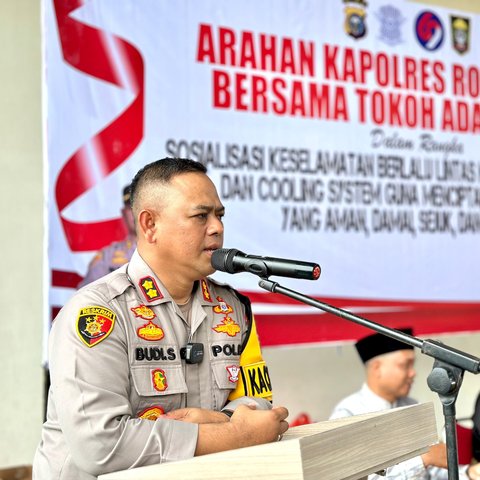 Sasar Pemilih Pemula, Kapolres Rohul Sosialisasikan Pilkada Damai dan Safety Riding