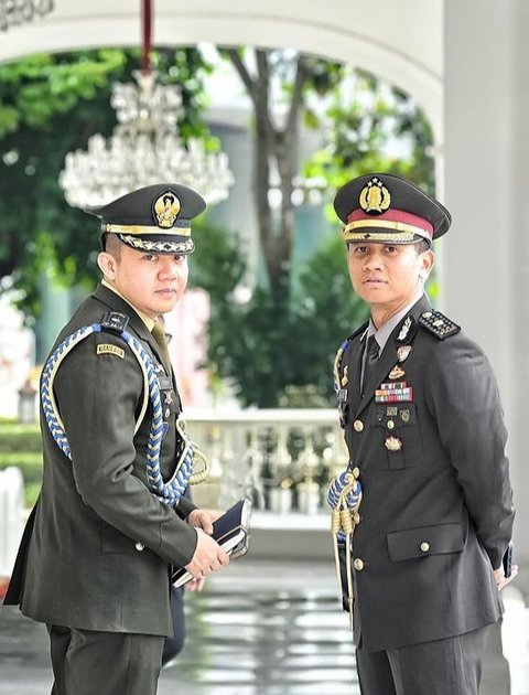 Kompol Syarif Bicara soal Berbuat Baik saat Foto Bareng Mayor Teddy, Netizen Salfok 2 Sosok di Belakang