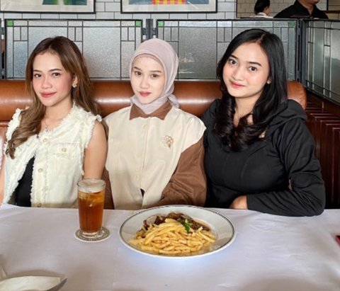 Sama-sama Bangun Bisnis dan Sukses Bareng, Persahabatan 3 Perempuan Ini Bikin Salut