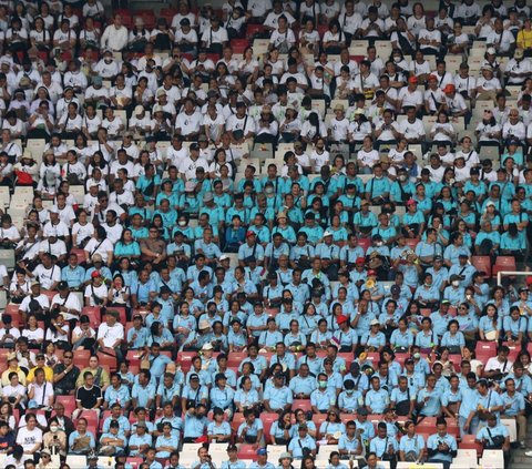 FOTO: Begini Situasi GBK Jelang Misa Suci Paus Fransiskus, Ribuan Jemaat Terus Berdatangan