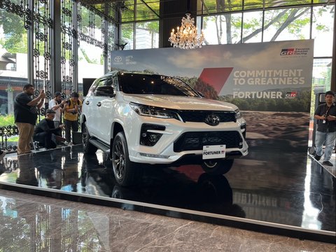 Spesifikasi Toyota Fortuner Terbaru, Teknologi In-Car WiFi Jadi Sorotan