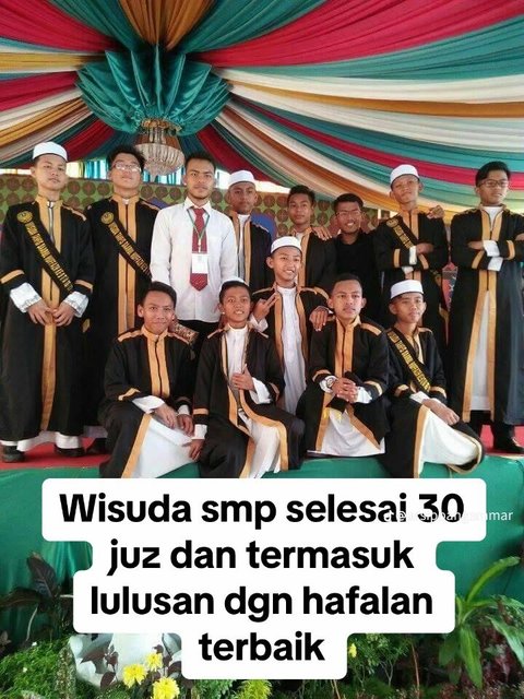 Pria Ini Ceritakan Perjalanan Hidupnya hingga Bisa Diwisuda dari Kampus Tertua di Dunia, Kisahnya Inspiratif