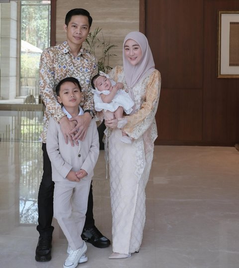 Foto-foto Terbaru Larissa Chou yang Kini jadi Ibu Dua Anak, Ramai Disebut Makin Cantik Setelah Melahirkan Baby Alesha