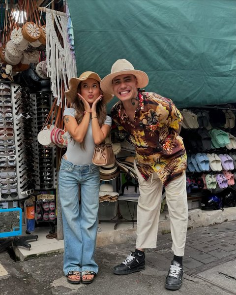 Aisar Khaled Unggah Foto Bareng Jennifer Coppen, Fans Fuji An Ngamuk hingga Usir Youtuber Malaysia Ini dari Indonesia