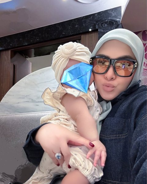 Syahrini Spill Penampilan Princess R Sang Putri Pakai Turban, Lucu dan Menggemaskan