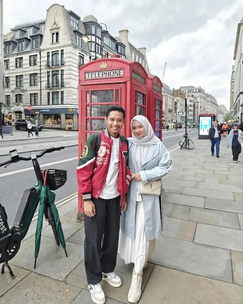 Romantis dan Harmonis, Intip Potret Terbaru Evan Dimas Bersama Istri yang Jarang Tersorot