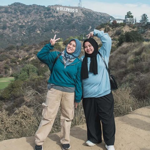 Nyaris Gagal Berangkat, Potret Andhika Pratama & Ussy Sulistiawaty Boyong Semua Anak-anak Liburan ke Los Angeles