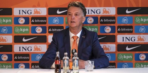 Media Spanyol Sebut Patrick Kluivert Bakal jadi Pelatih Timnas Indonesia, Louis van Gaal Direktur Teknik