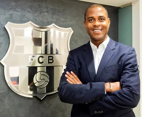 Instagram Patrick Kluivert Langsung Diserbu Netizen Meski Belum Resmi jadi Pelatih Baru Timnas Indonesia