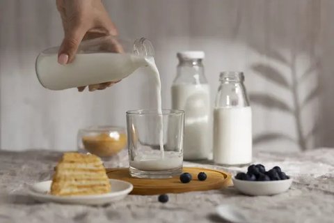 7 Minuman Hangat yang Bisa Membantu Menenangkan Pikiran yang Sedang Suntuk