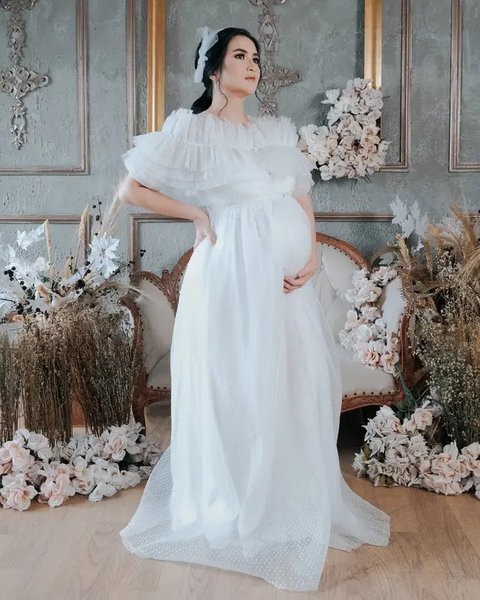 6 Potret Artis Asal Bali saat Pamer Baby Bump, Terbaru Ada Mahalini dengan Pesona Kecantikannya