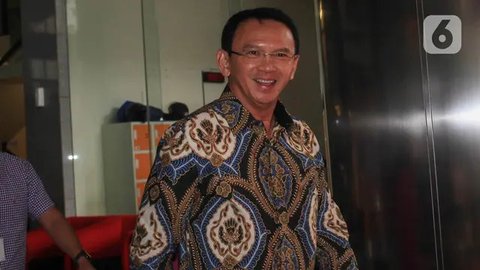 FOTO: Ekspresi Ahok Garuk-Garuk Kepala Usai Diperiksa KPK, Sebut Kasus LNG Bukan di Zamannya