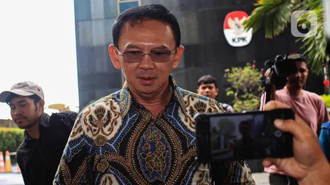 FOTO: Ekspresi Ahok Garuk-Garuk Kepala Usai Diperiksa KPK, Sebut Kasus LNG Bukan di Zamannya