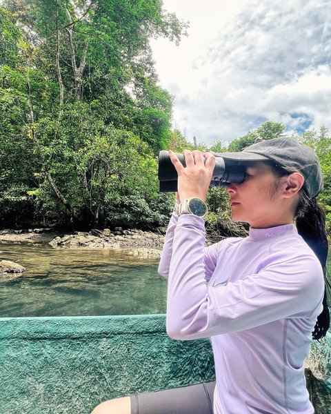 Memukau, Intip Potret Prilly Latuconsina di Hutan Mangrove Kaimana Papua Barat