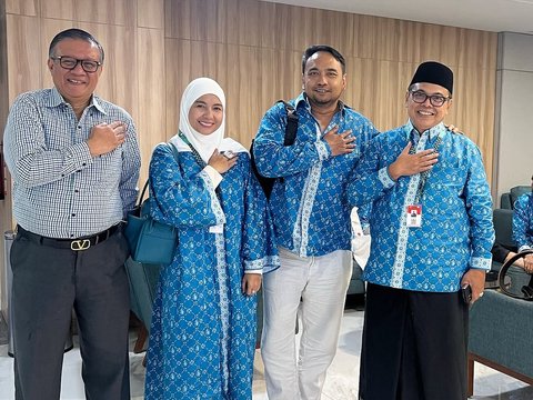 Meisya Siregar dan Bebi Romeo Ajak Keluarga Laksanakan Umrah Bersama