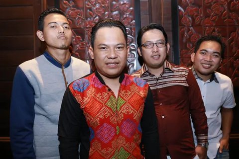 Kolaborasi Jamrud & Wali di Panggung Malam Puncak Konser 3 Dekade Indosiar Jadi Momen Mengesankan