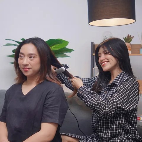 5 Cara Efektif Merawat Rambut Agar Tetap Sehat Meski Sering Diwarnai