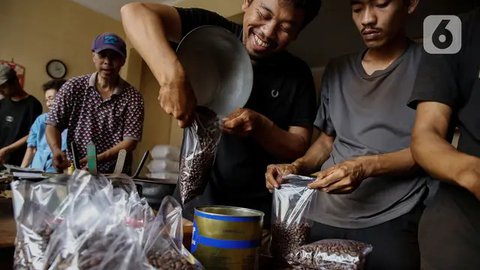 FOTO: Geliat Kopi Bis Kota yang Legendaris di Sudut Jatinegara, Tetap Bertahan Berkat Cita Rasa