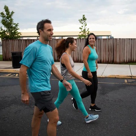 Jalan Kaki Bisa Turunkan Berat Badan, ini Jarak yang Harus Ditempuh Setiap Hari