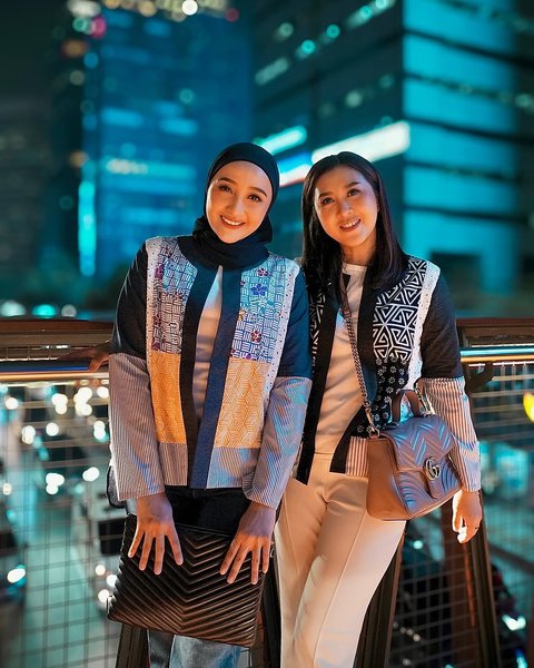 Potret Duo Sahabat Penti Nur Afiani dan Errin Gracesita yang Hobi Pakai Baju Senada