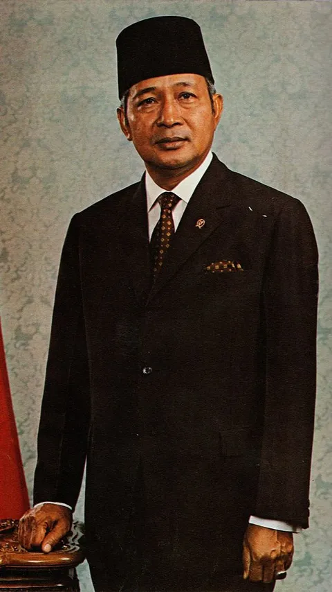 Ketika Presiden Soeharto Kaget Di Kamboja Disuguhi Lagu Genjer-Genjer