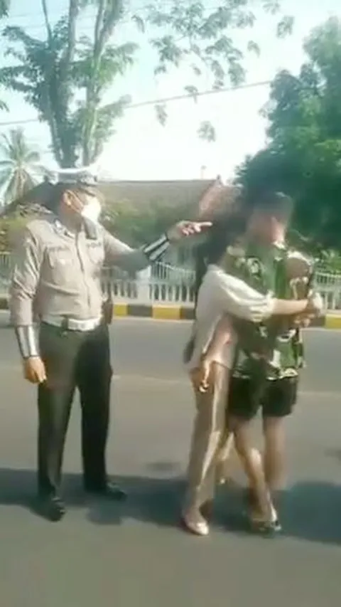 Viral Anggota TNI Ngamuk Setelah Ditegur karena Tidak Pakai Helm, Polisi: Hanya Salah Paham