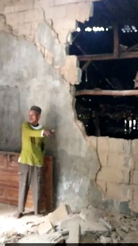 Rumah Roboh akibat Gempa Garut, Penghuni Selamat karena Ikut Pengajian Rutin